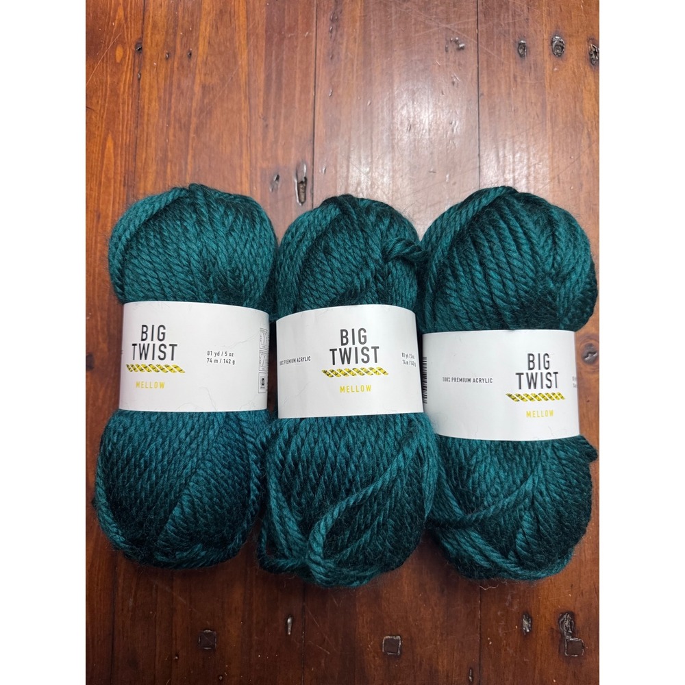 Big Twist Mellow Yarn Peacock Teal 100% Acrylic Super Bulky 6 Lot of 3 Skeins